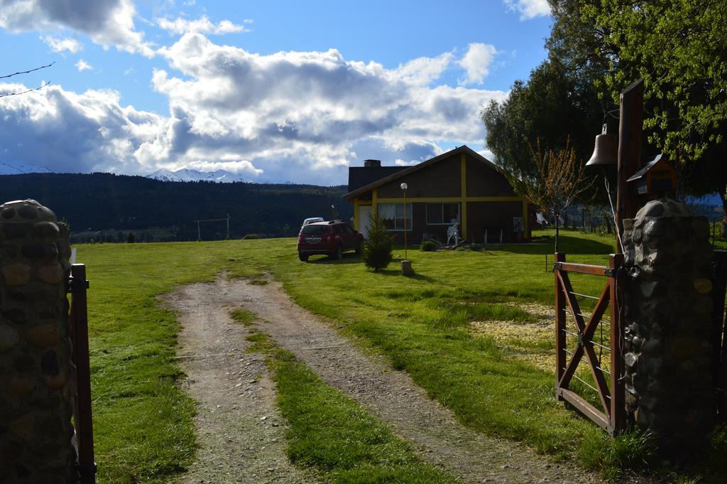 Cabanas Nuestra Vista Trevelín Exteriör bild